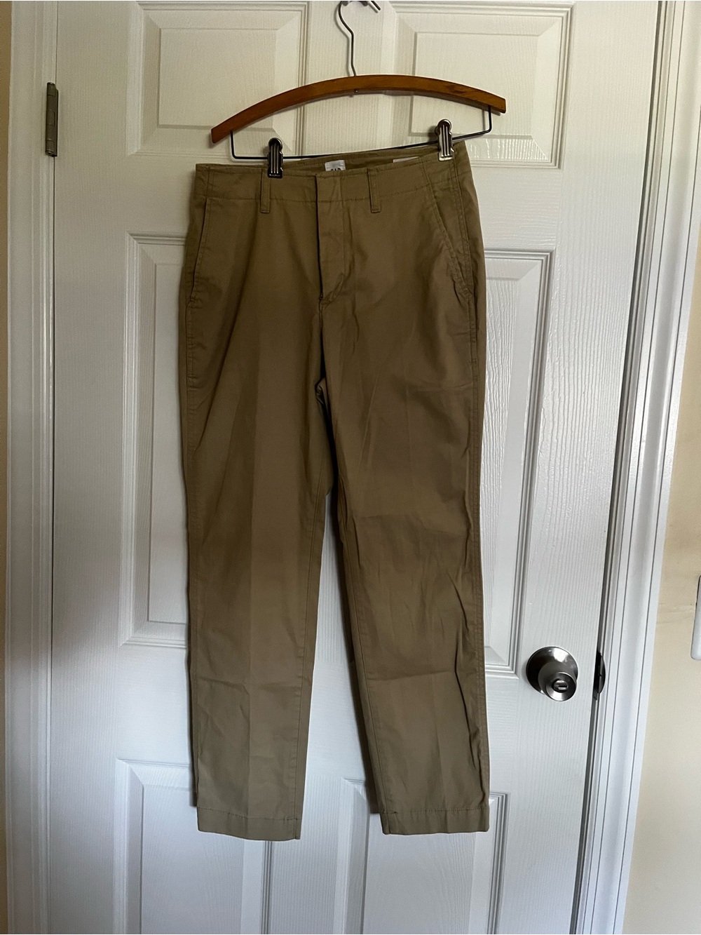 Women’s Gap downtown Khaki Pants